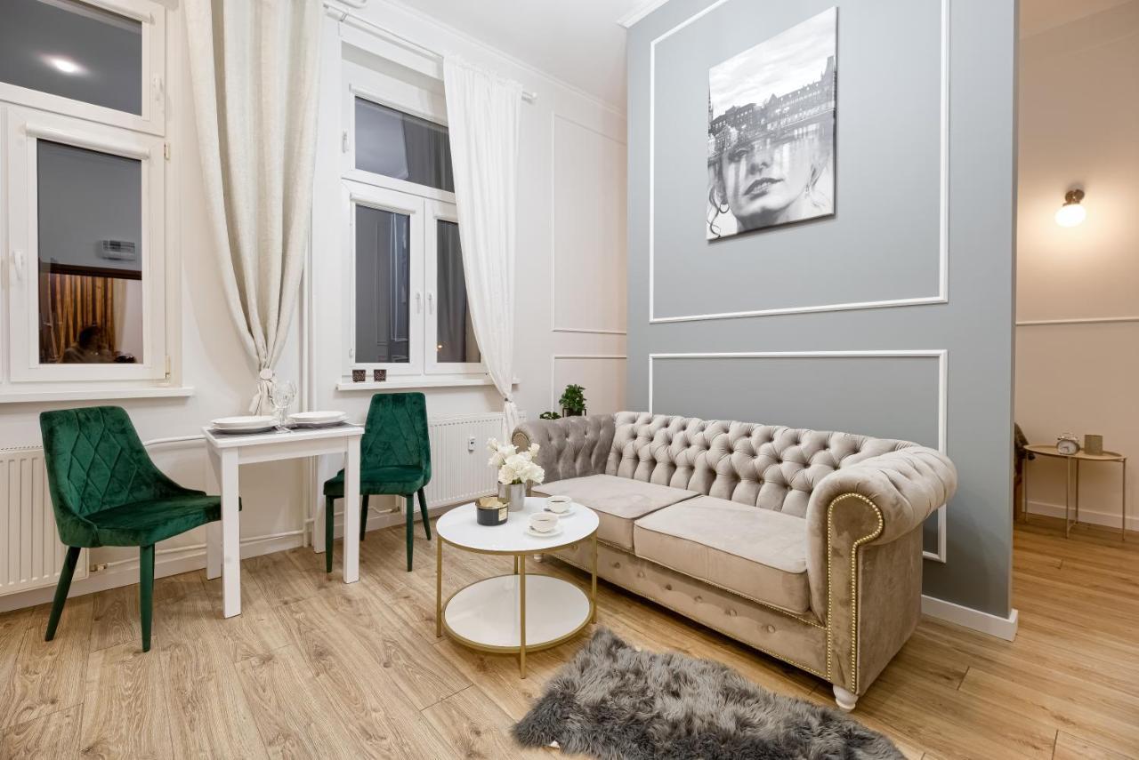 Niron Apartament Dom Z Papieru Sztokholm Piła Eksteriør billede